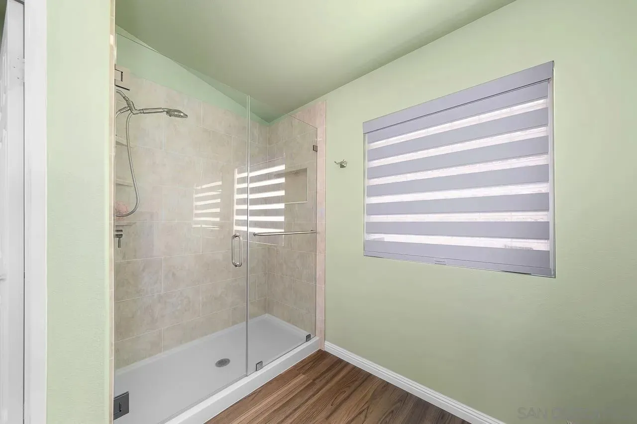 Alpine, California 91901, United States, 3 Bedrooms Bedrooms, ,2 BathroomsBathrooms,Residential,Active,190651