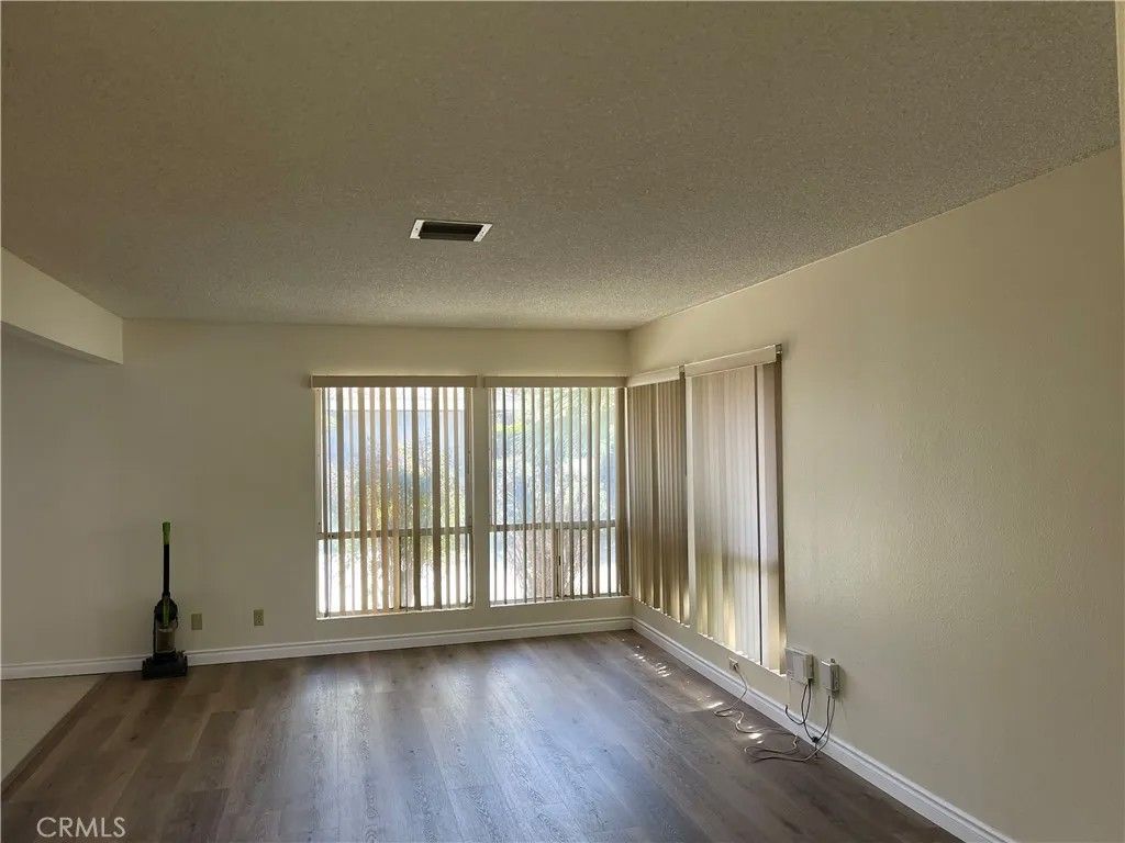 Photo of 41844 Briarwood Avenue, Hemet, CA 92544 (MLS # TR25275466)