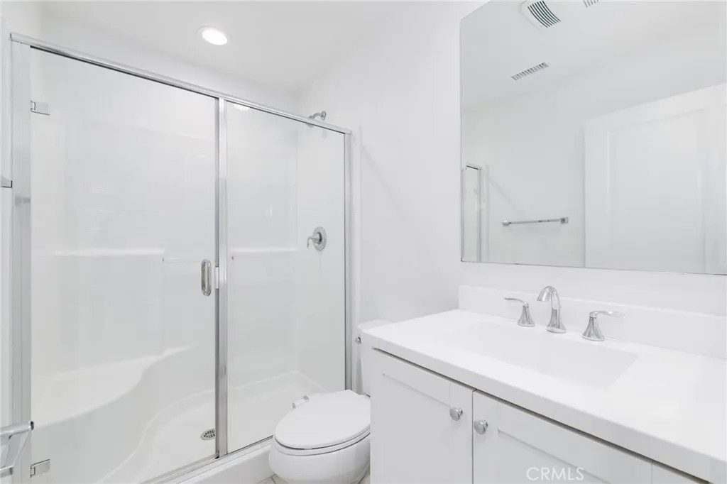 15920 Ellington