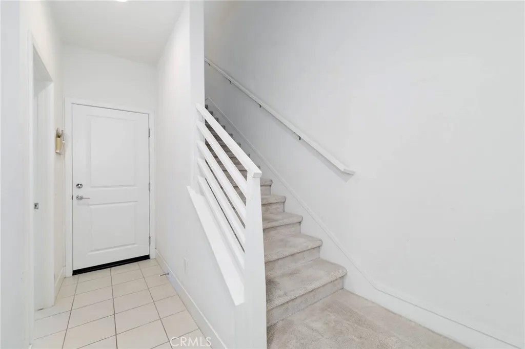 15920 Ellington