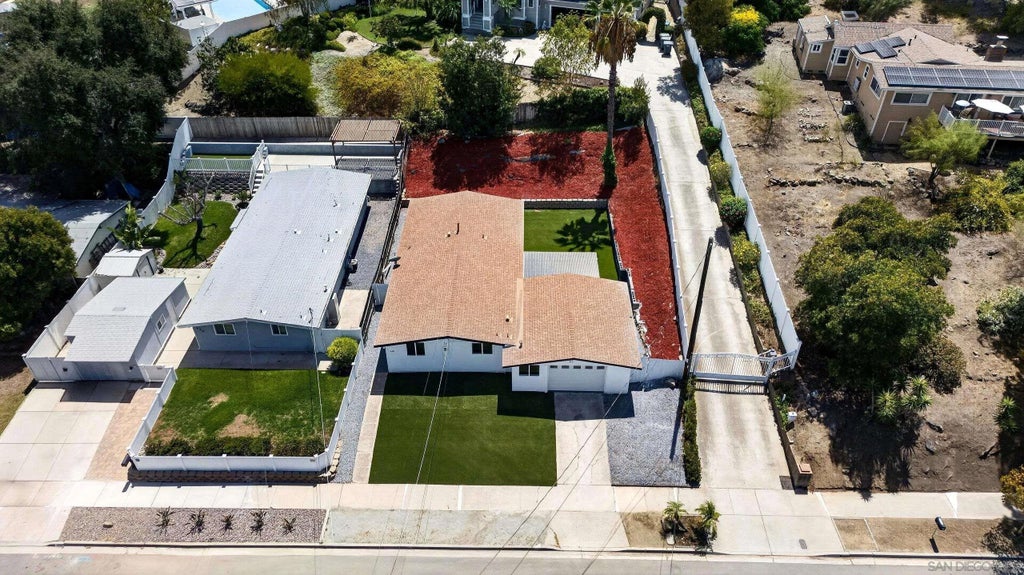 Photo of 669 Skyview St, El Cajon, CA 92020 (MLS # 260021361)