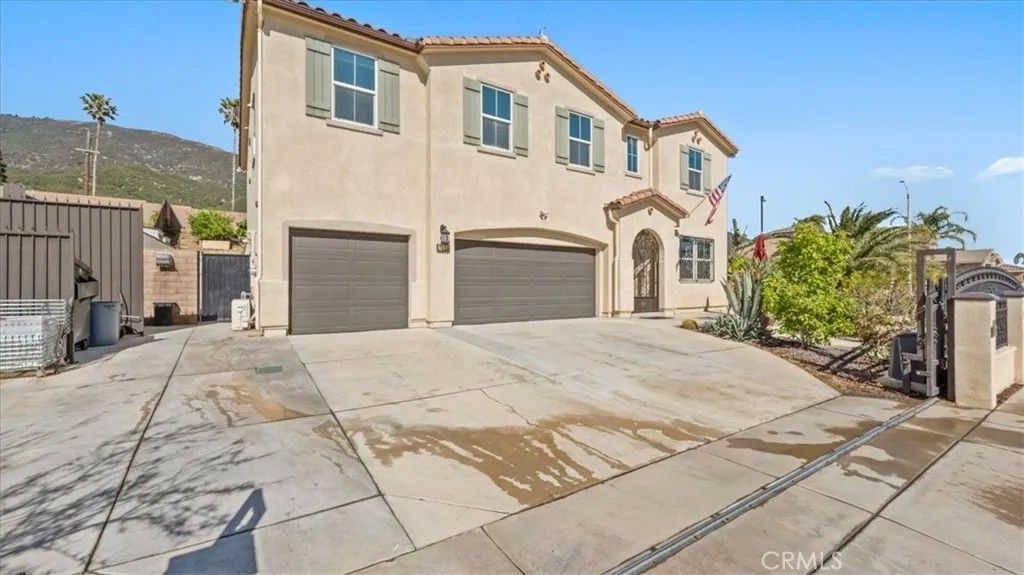 Photo of 3258 Garfield Street, San Bernardino, CA 92407 (MLS # CV26055797)