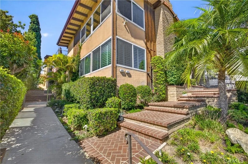 145 Bennett Avenue