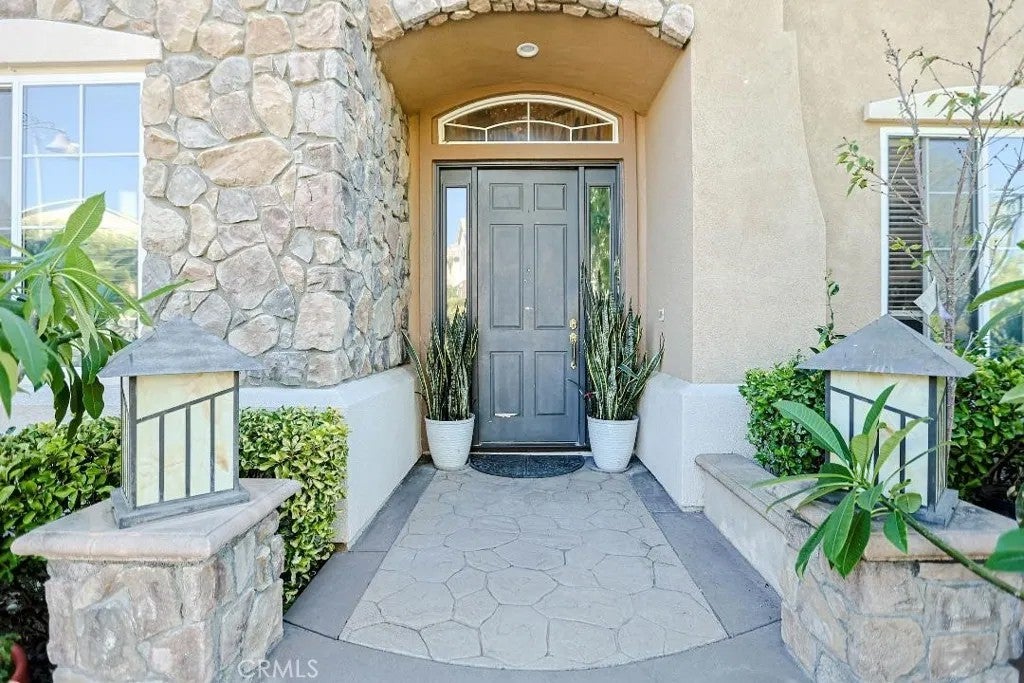 23612 Bradbury