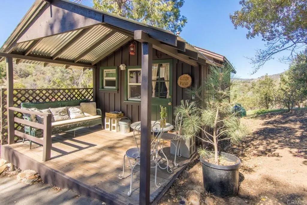 2112 Whispering Pines Drive