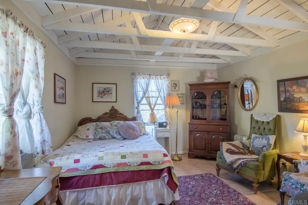 2112 Whispering Pines Drive