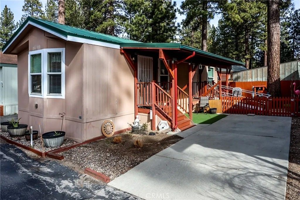 Photo of 475 Thrush Dr #13, Big Bear, CA 92315 (MLS # IG26015048)
