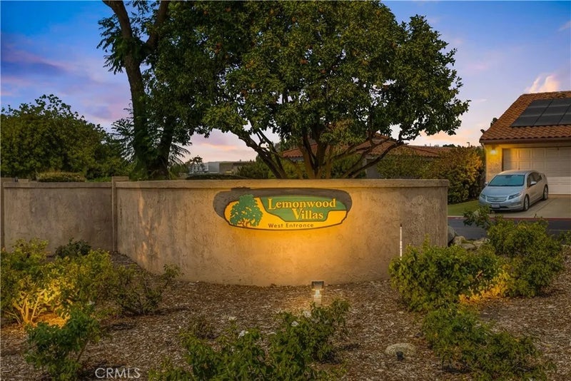 1412 Blossom Circle