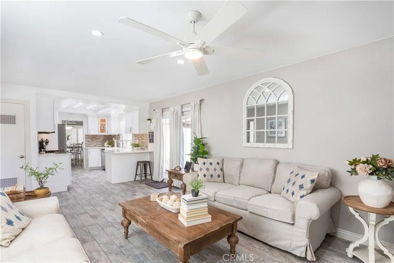 1412 Blossom Circle