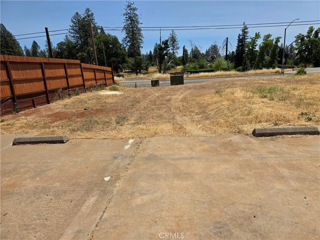 Photo of 6201 Clark Rd, Paradise, CA 95969 (MLS # PA26115133)