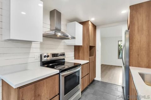 Tiny photo for 709 Madison Ave, Chula Vista, CA 91910 (MLS # 2600550)