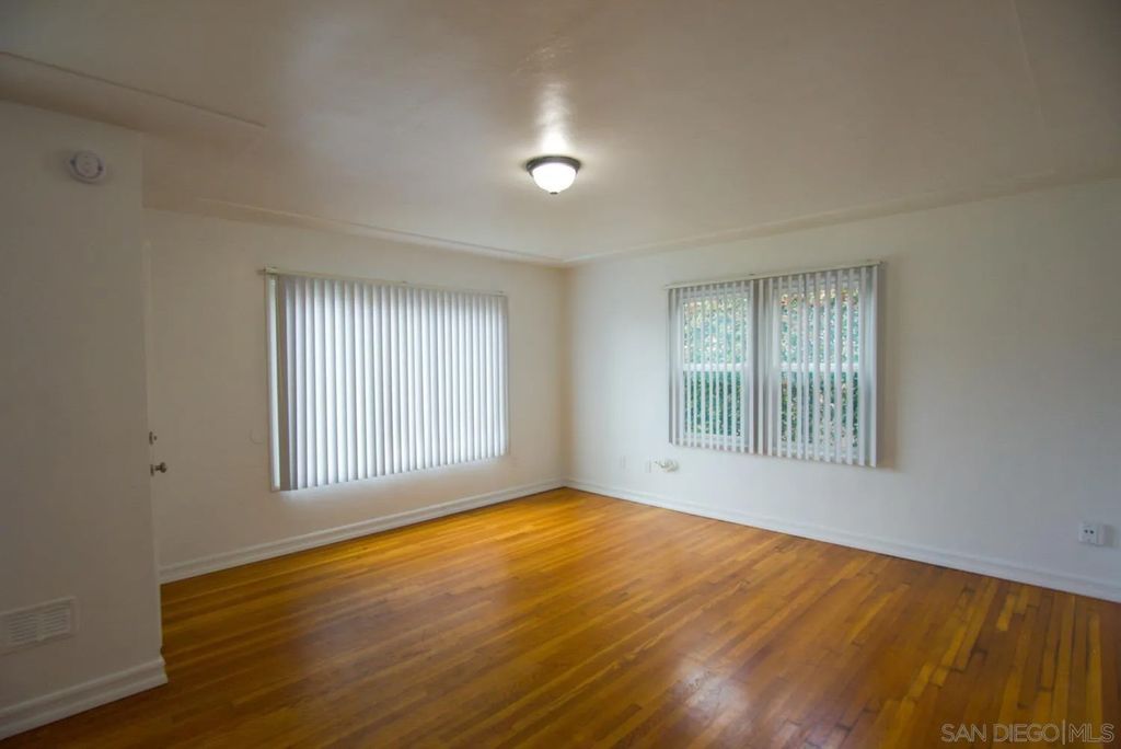Photo of 170 Garrett Ave, Chula Vista, CA 91910 (MLS # 260012579)