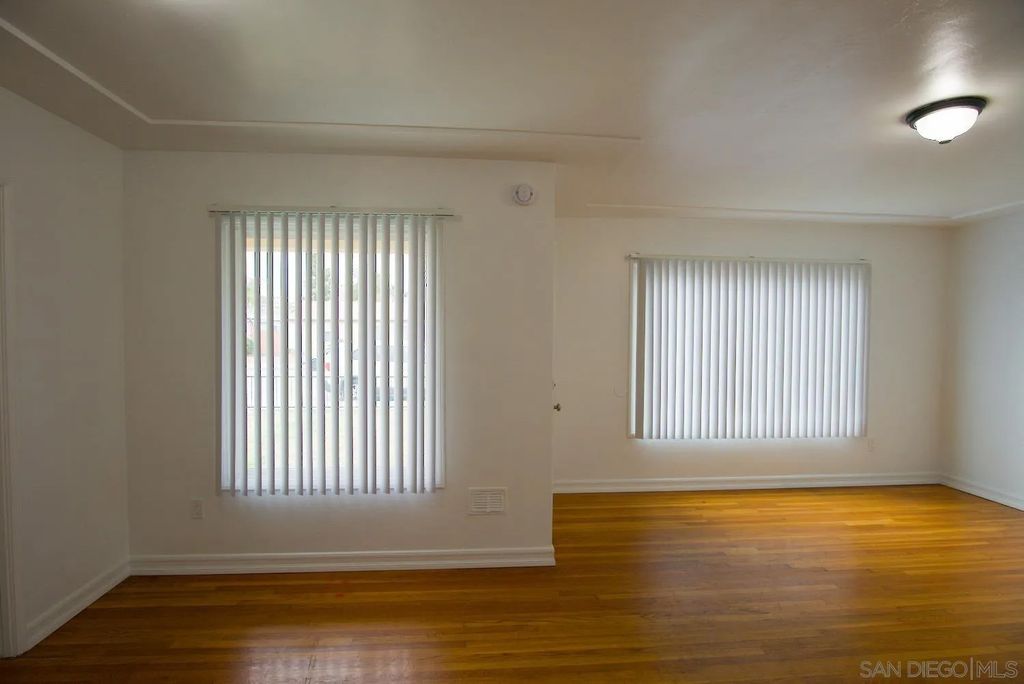 Photo of 170 Garrett Ave, Chula Vista, CA 91910 (MLS # 260012579)