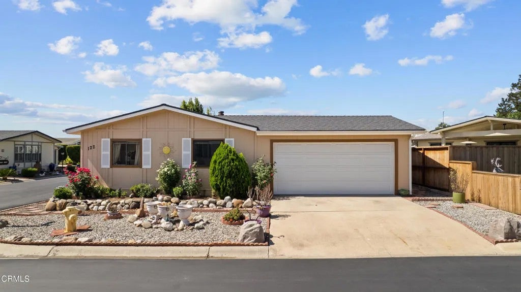 975 W Telegraph Road 122
