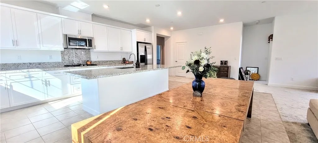 30564 Oak