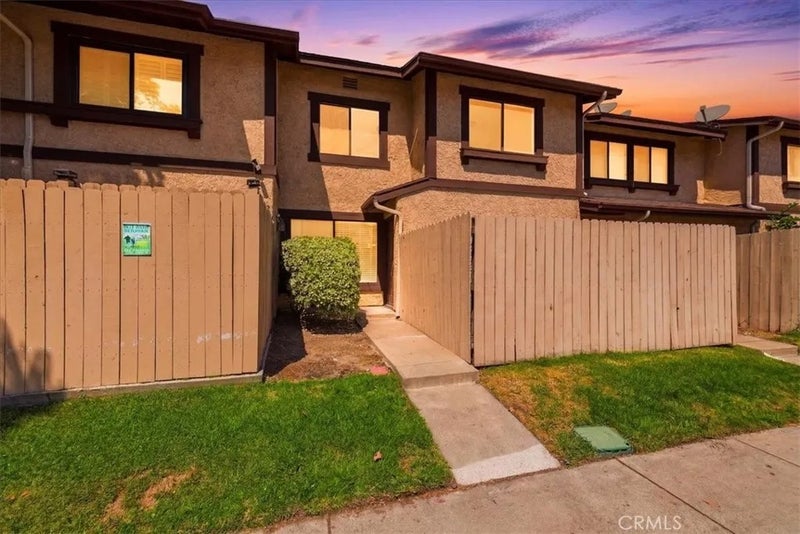 8601 Sunland 5