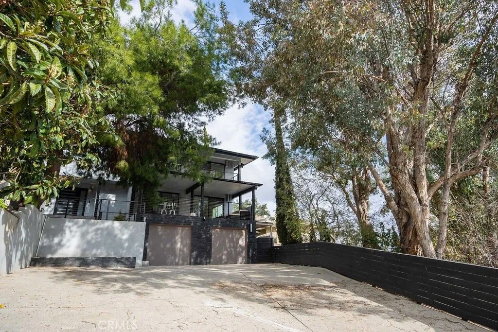 Photo of 288 Saint Albans Ave, South Pasadena, CA 91030 (MLS # WS26087880)