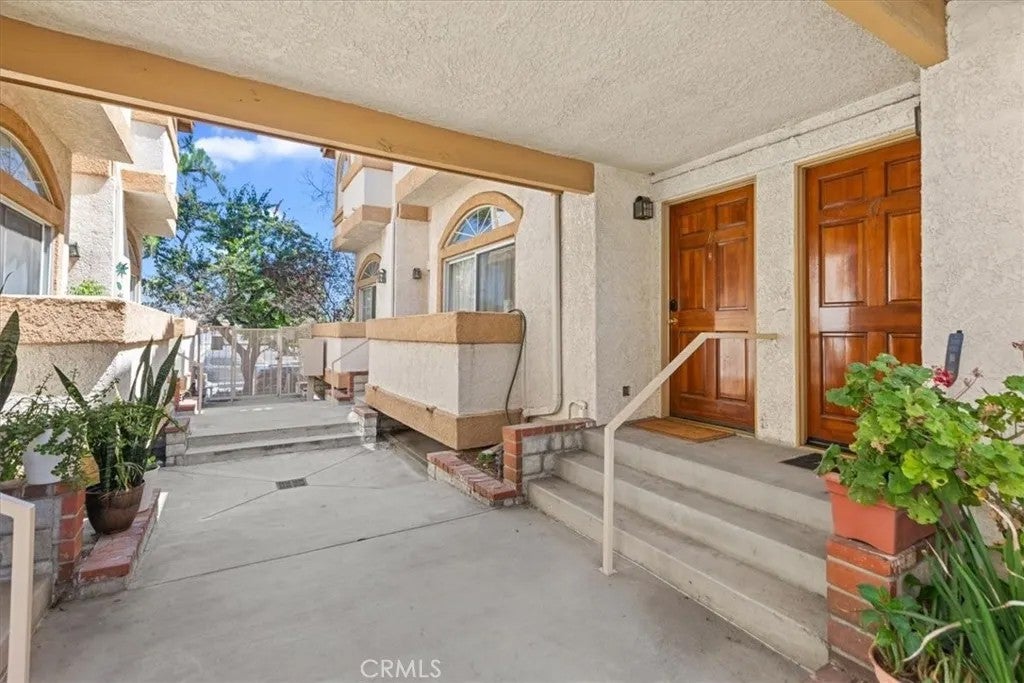 Photo of 19932 Sherman Way #B, Winnetka, CA 91306 (MLS # OC26127703)