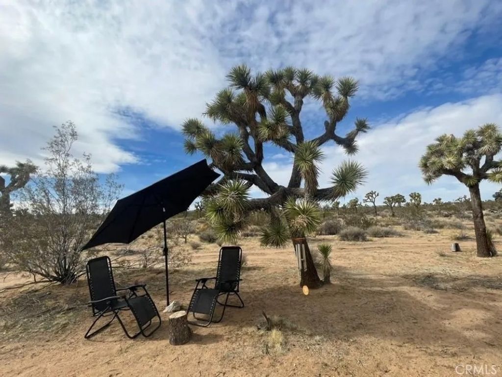 Photo of 0 La Brisa, Yucca Valley, CA 92284 (MLS # JT26089150)