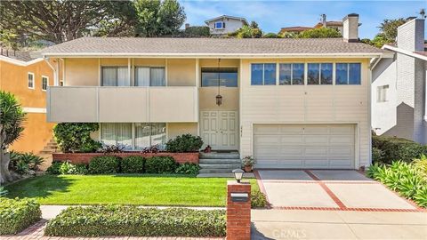 Photo of 27415 Larchbluff Drive, Rancho Palos Verdes, CA 90275 (MLS # PV25238480)