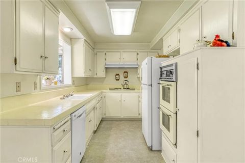 Tiny photo for 27415 Larchbluff Drive, Rancho Palos Verdes, CA 90275 (MLS # PV25238480)