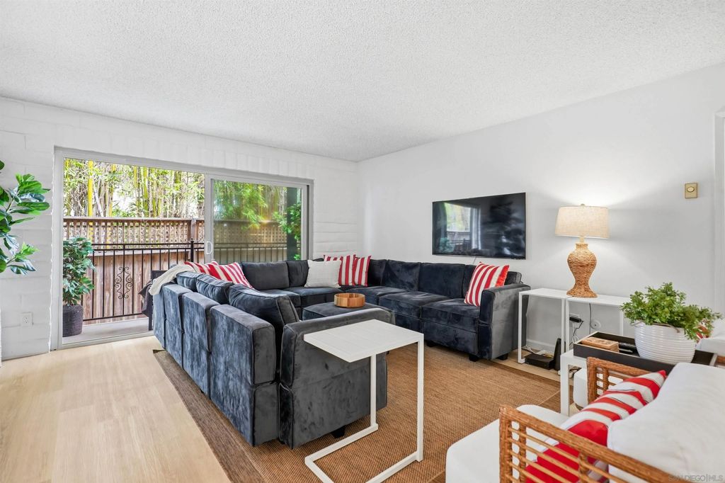 Photo of 933 D Avenue, Coronado, CA 92118 (MLS # 260007608)