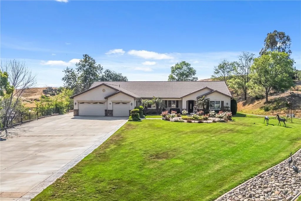 9841 Kehl Canyon