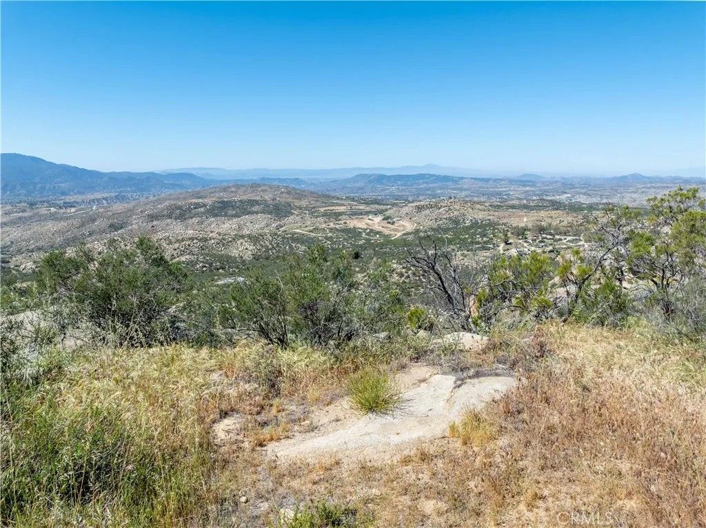 Photo of 23 Ruben, Aguanga, CA 92536 (MLS # SW26060864)