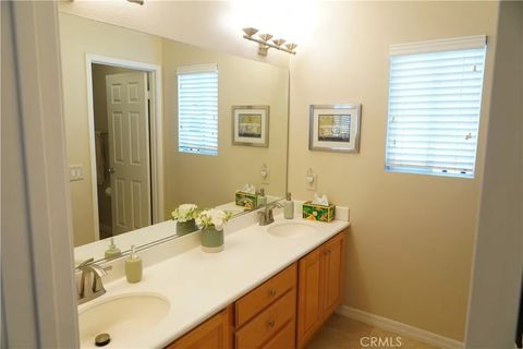 Tiny photo for 27842 Bloomfield Ct, Valencia, CA 91354 (MLS # SR25233169)