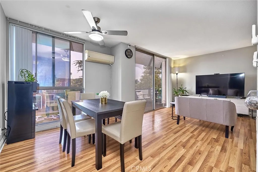 244 S La Fayette Park 301