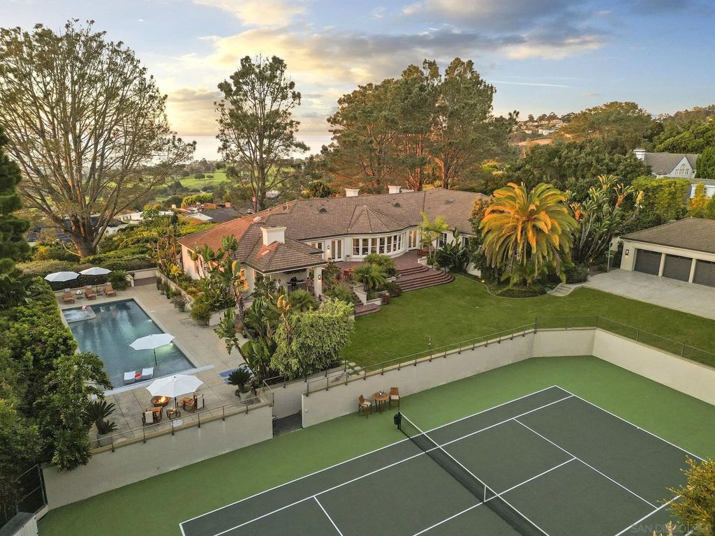 Photo of 1515 El Camino Del Teatro, La Jolla, CA 92037 (MLS # 260004089)