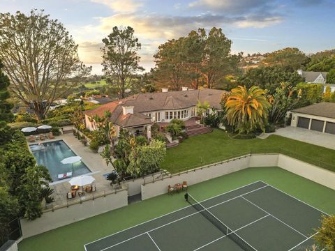 1515 El Camino Del Teatro La Jolla CA 92037