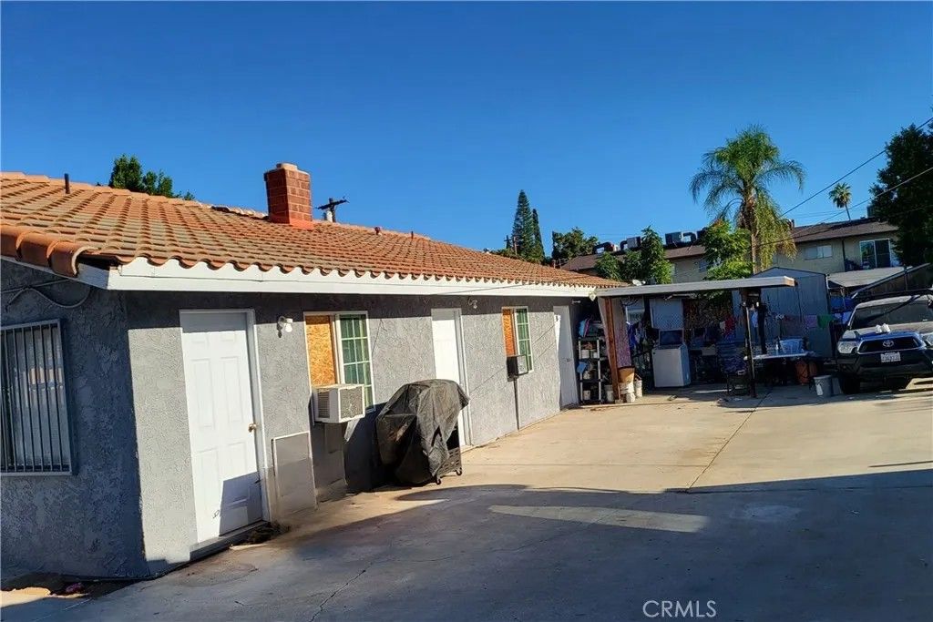 Photo of 9460 Garfield St, Riverside, CA 92503 (MLS # PW25253376)