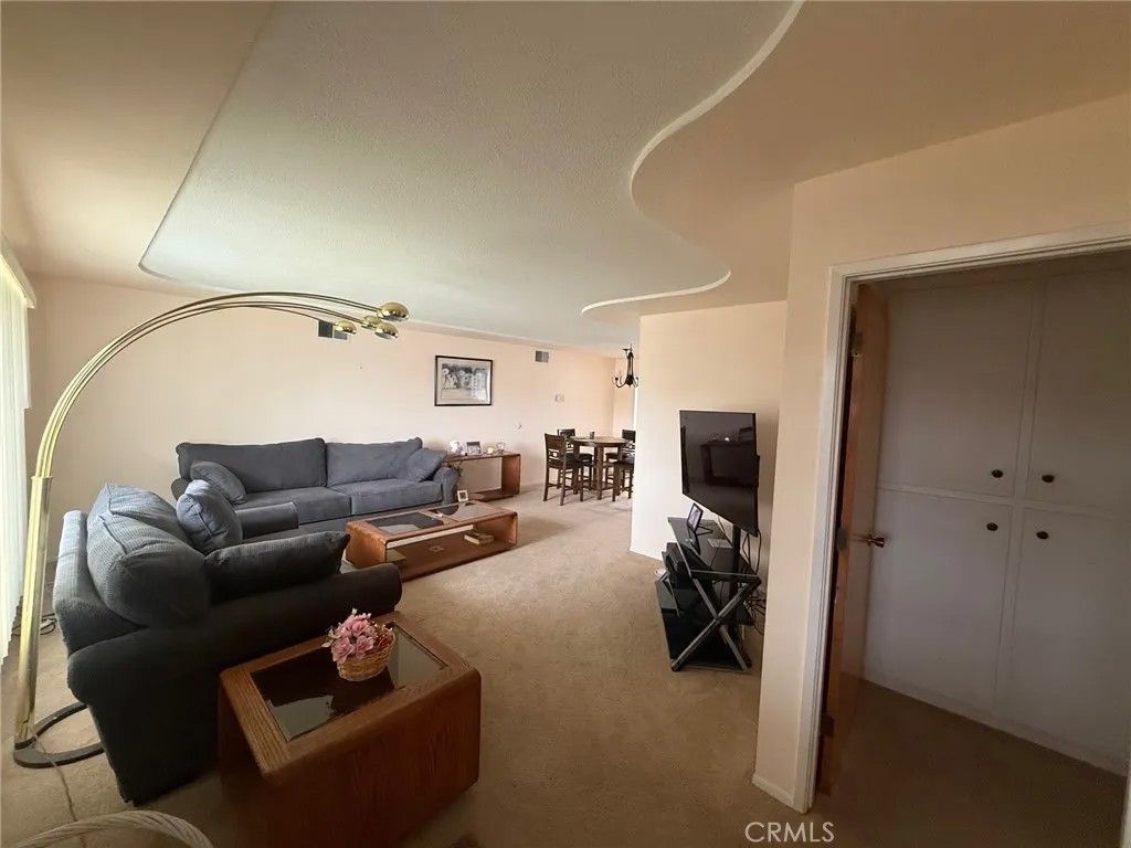 Photo of 1461 Amberwood Dr, Hemet, CA 92543 (MLS # SW26036412)