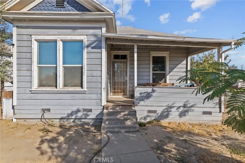 130 E 4th Street