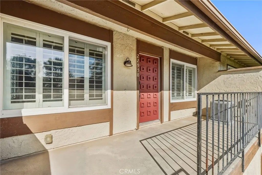 Photo of 22958 Via Nuez, Mission Viejo, CA 92691 (MLS # OC25276736)