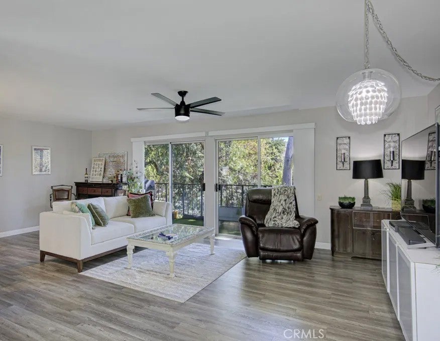 5531 Via La Mesa O