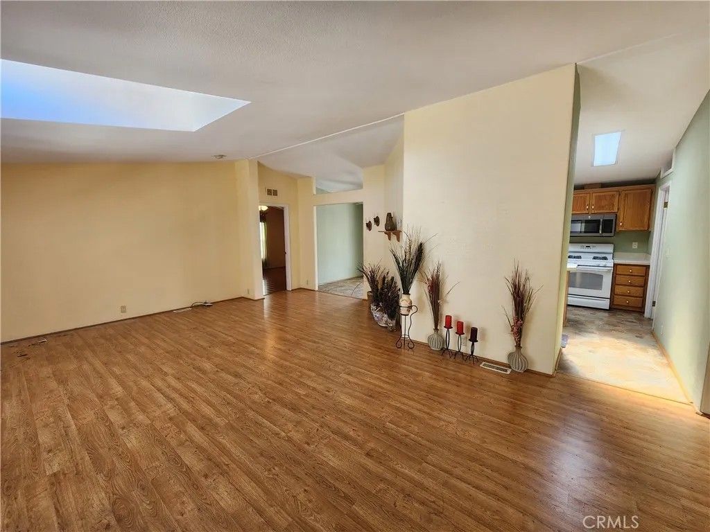 Photo of 620 Balsa Ln, Fountain Valley, CA 92708 (MLS # OC25281237)