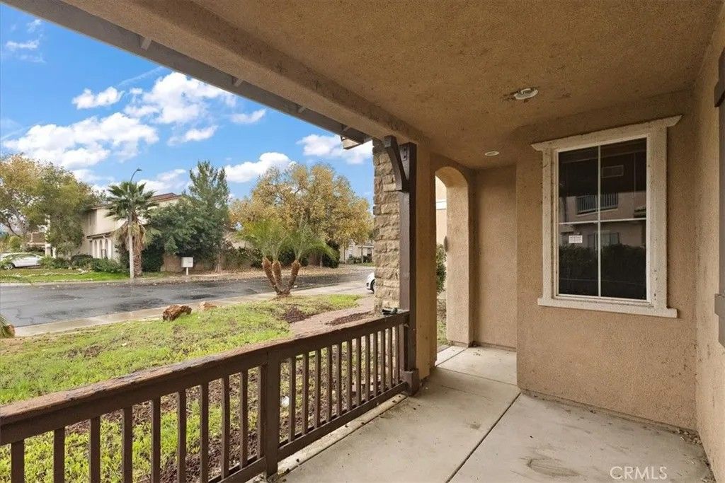 Photo of 1739 Georgetown St, San Jacinto, CA 92582 (MLS # CV25278532)