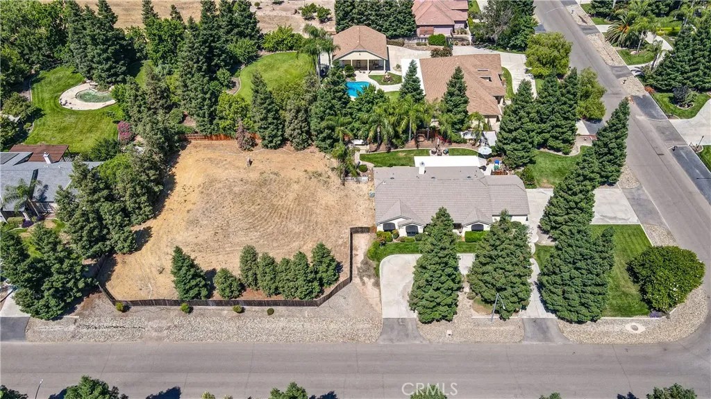 1155 Lady Di Court