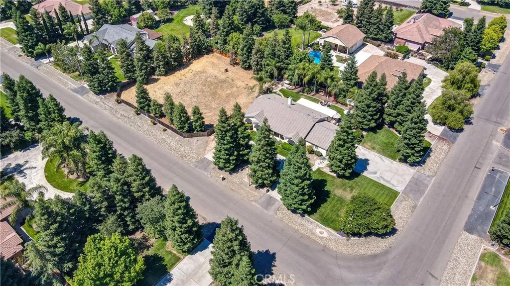 1155 Lady Di Court