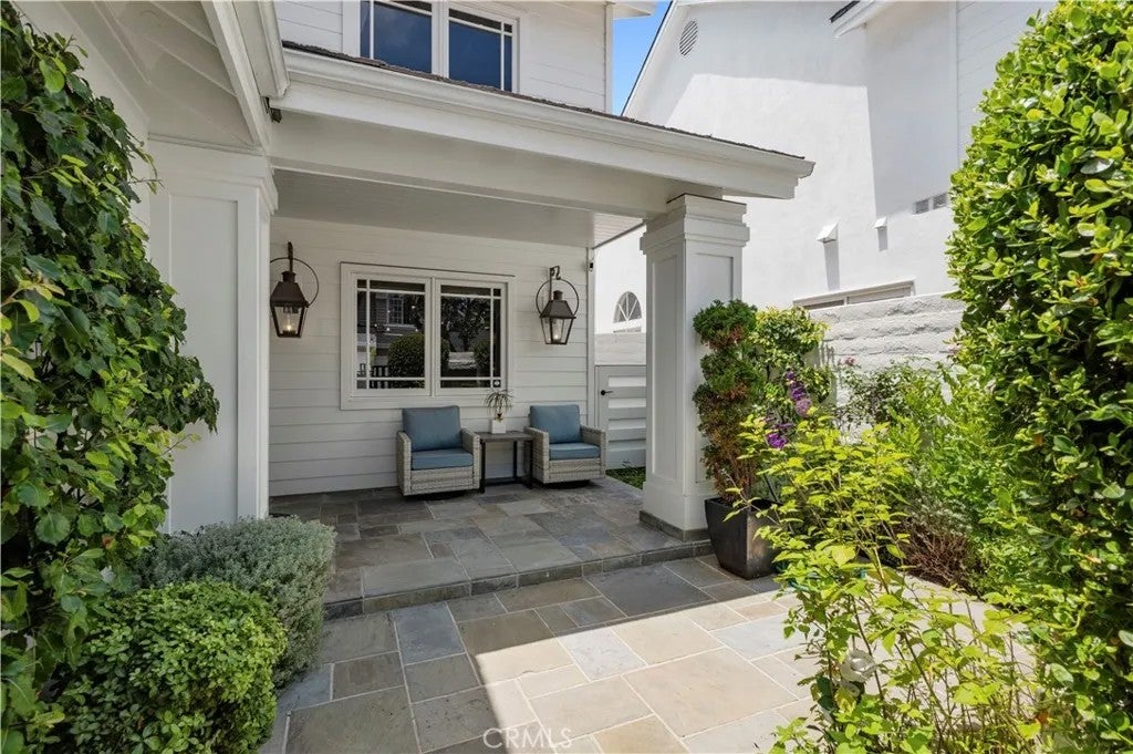 2541 Point Del Mar