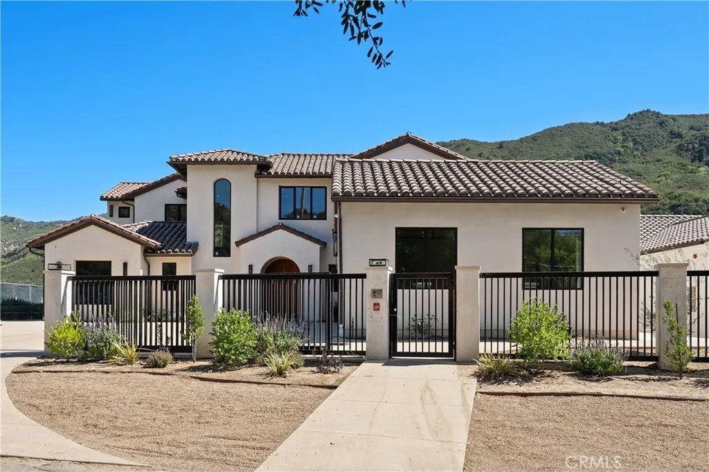 2224 Careful Avenue