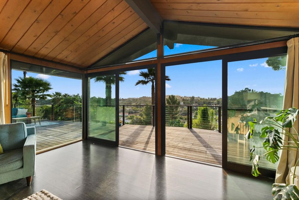 Photo of 1560 Plantation Way, El Cajon, CA 92019 (MLS # 260005767)