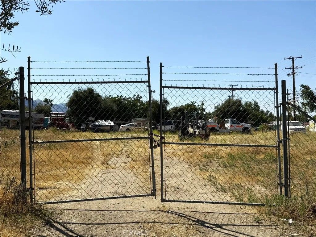 Photo of 0 Olive, Lake Elsinore, CA 92530 (MLS # SW26010710)