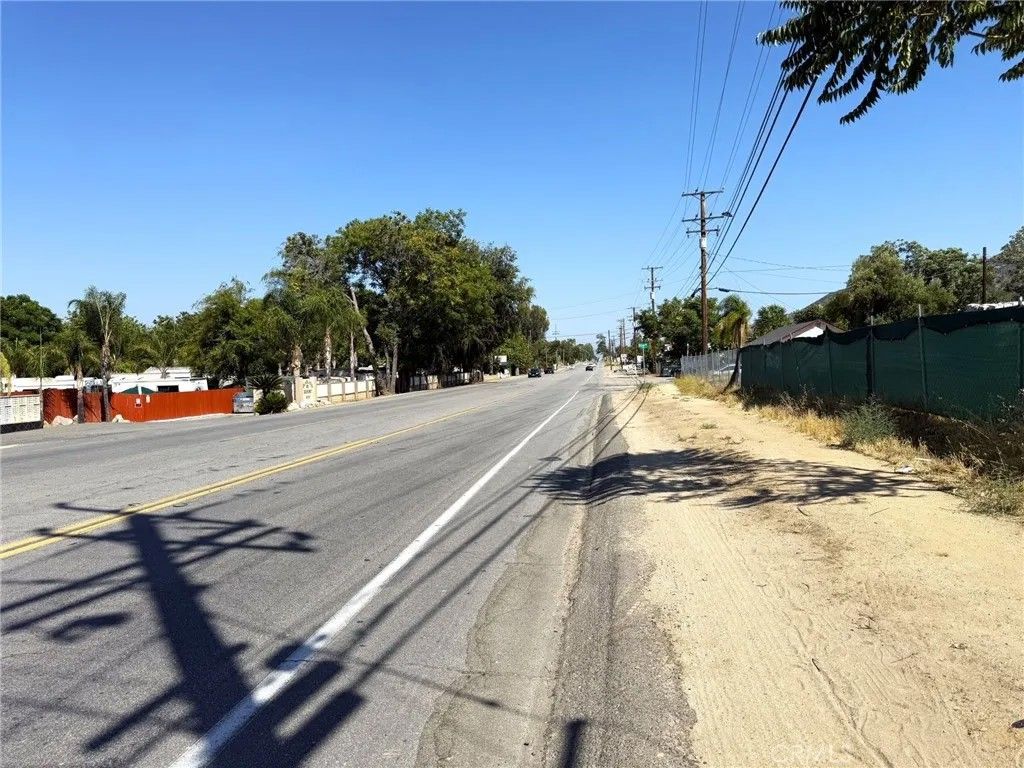 Photo of 0 Olive, Lake Elsinore, CA 92530 (MLS # SW26010710)