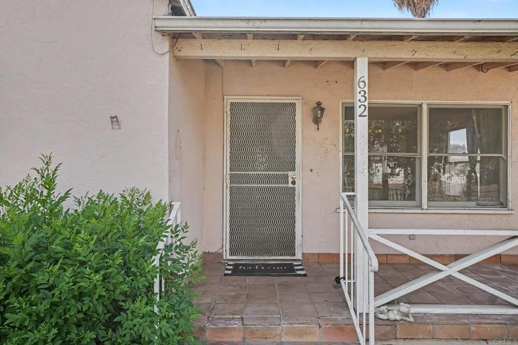Photo of 632 Claydelle Avenue, El Cajon, CA 92020 (MLS # PTP2606491)