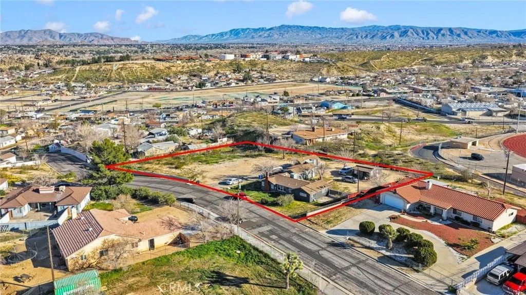 Photo of 16745 Yucca Ave, Victorville, CA 92395 (MLS # HD26035487)