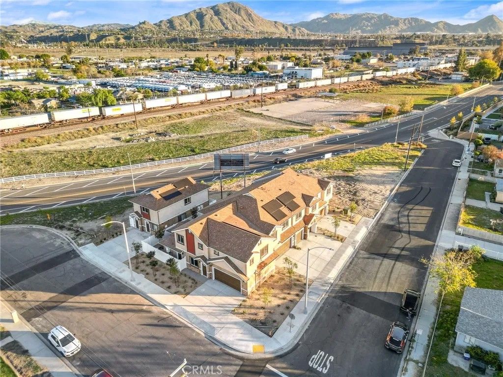 Photo of 306 W Congress Street, Colton, CA 92324 (MLS # DW25274073)