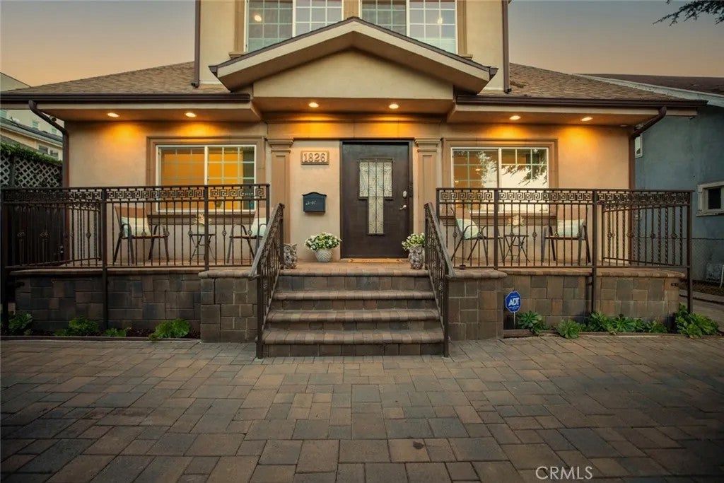Photo of 1826 N Berendo St, Los Angeles, CA 90027 (MLS # BB26229144)